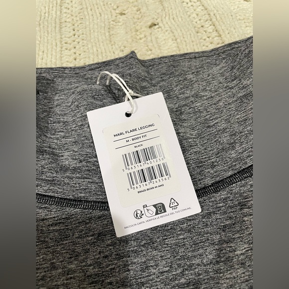 NWT Gymshark Marl Flare Leggings - Picture 7 of 7